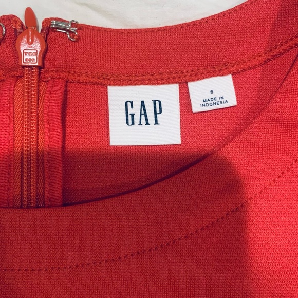 🛍2/$25 GAP Ponte Fit and Flare flutter dress - Picture 9 of 9